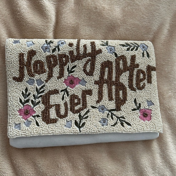 generic Handbags - Beautiful beaded clutch